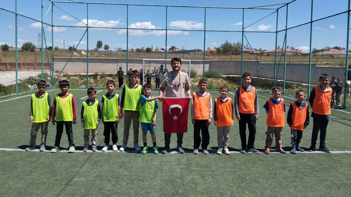 FUTBOL TURNUVAMIZ ÇOK BÜYÜK BİR COŞKU İLE BAŞLADI...